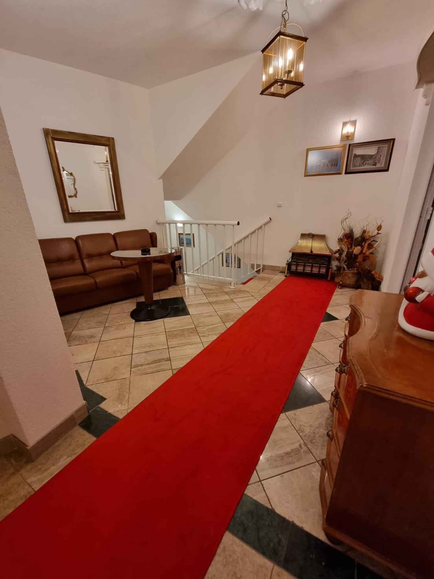 ליבנו Apartmani Li מראה חיצוני תמונה