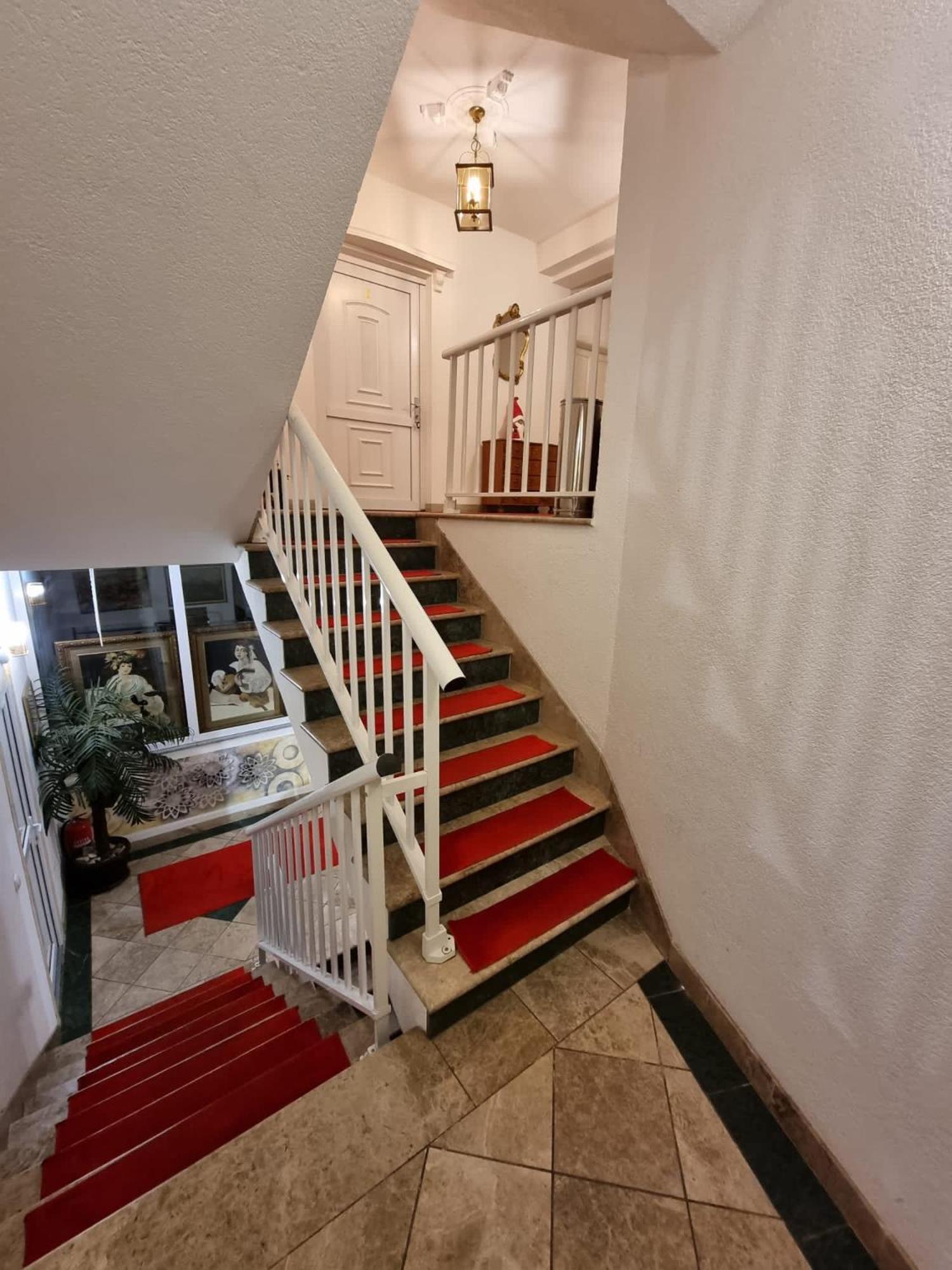 ליבנו Apartmani Li מראה חיצוני תמונה