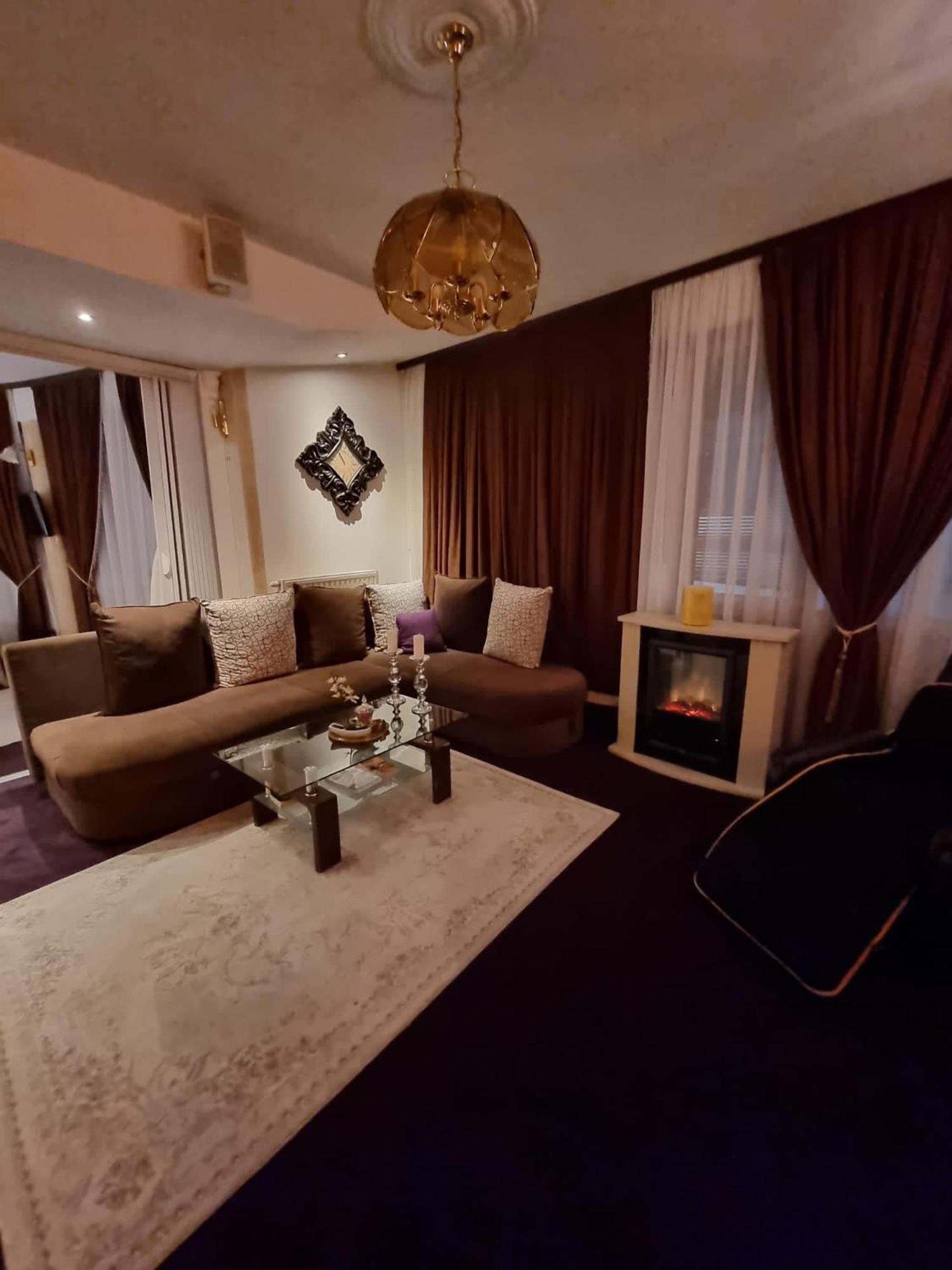 ליבנו Apartmani Li מראה חיצוני תמונה